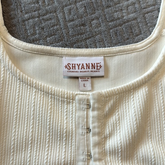 Shyanne Western Top - Picture 4 of 5